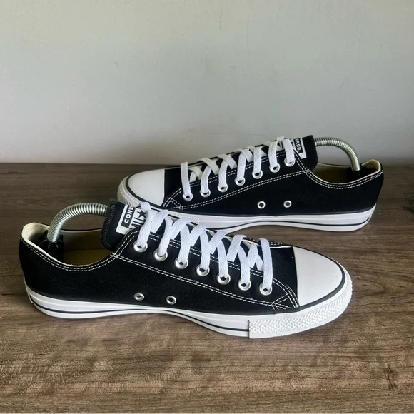 CONVERSE NEW Unisex CTAS Low Black White Shoe Size 9 or 11 #B1429